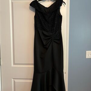 Elegant Black Evening Gown